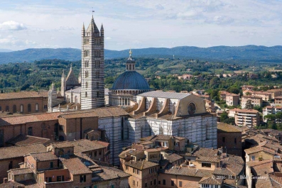 Stadt Siena in der Toskana_11
