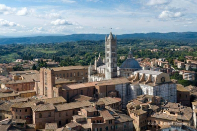Stadt Siena in der Toskana_14