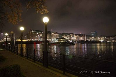 Hamburg bei Nacht_49